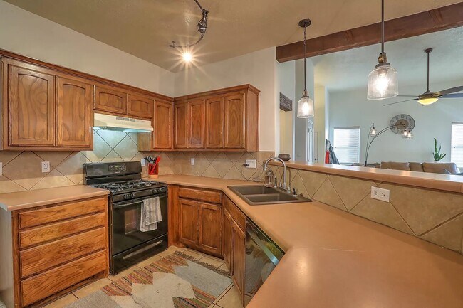 Building Photo - 9723 Calle Chamisa NW
