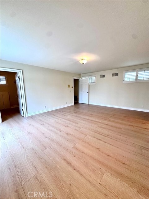 Building Photo - 1126 Highland Oaks Dr