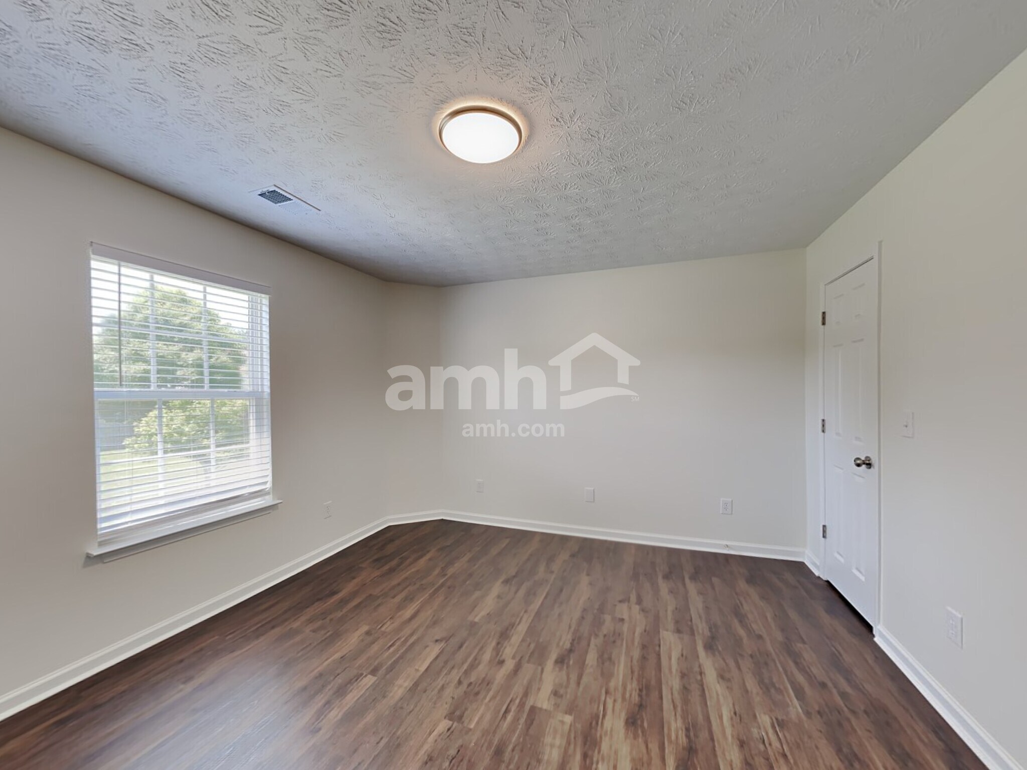 Building Photo - 3772 Emperors Cove