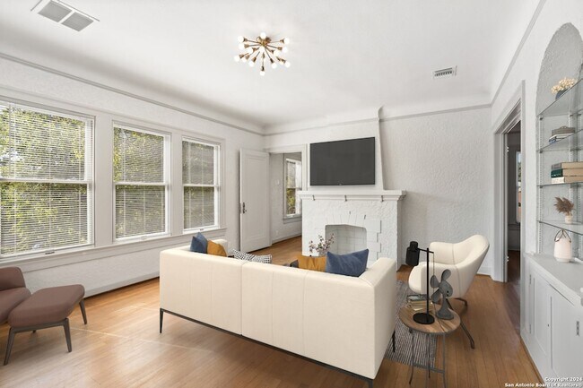 Building Photo - 331 W Elsmere Pl