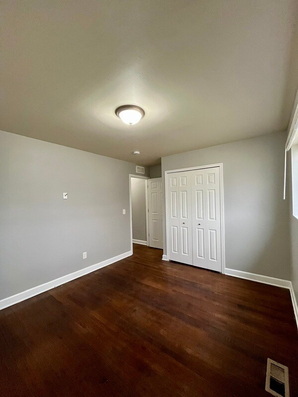 Building Photo - 4656 Detroit St