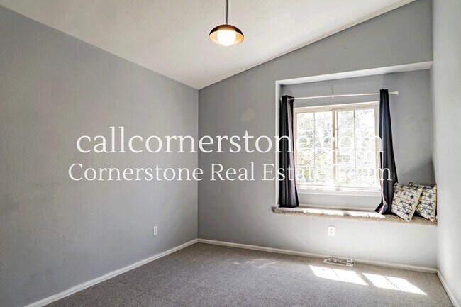 Building Photo - 1526 Chutney Ct