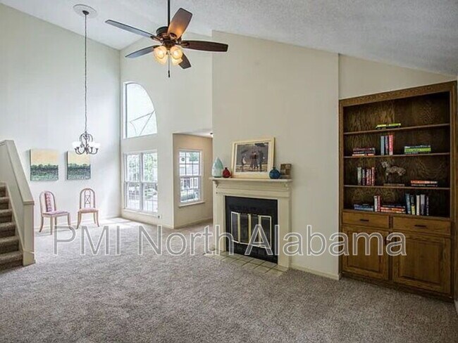 Building Photo - 1014 Stones Throw Dr NW