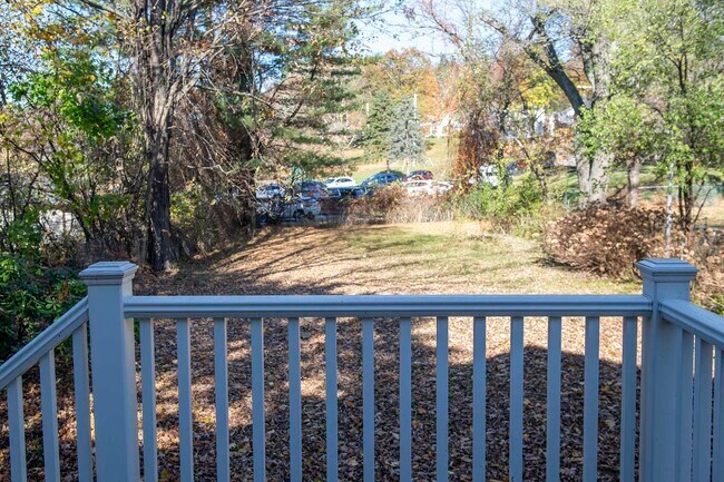 Building Photo - 39 MERRITT Ave