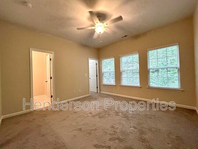 Building Photo - 125 Charterhouse Ln