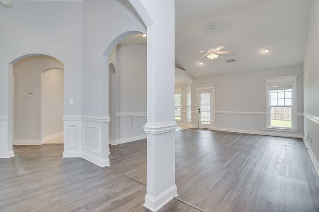 Building Photo - 4 Bedroom Ranch Near Fort Gordon