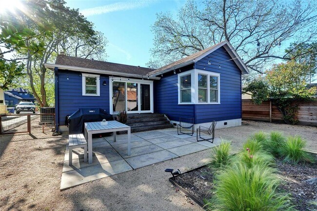 Building Photo - 4602 Eilers Ave