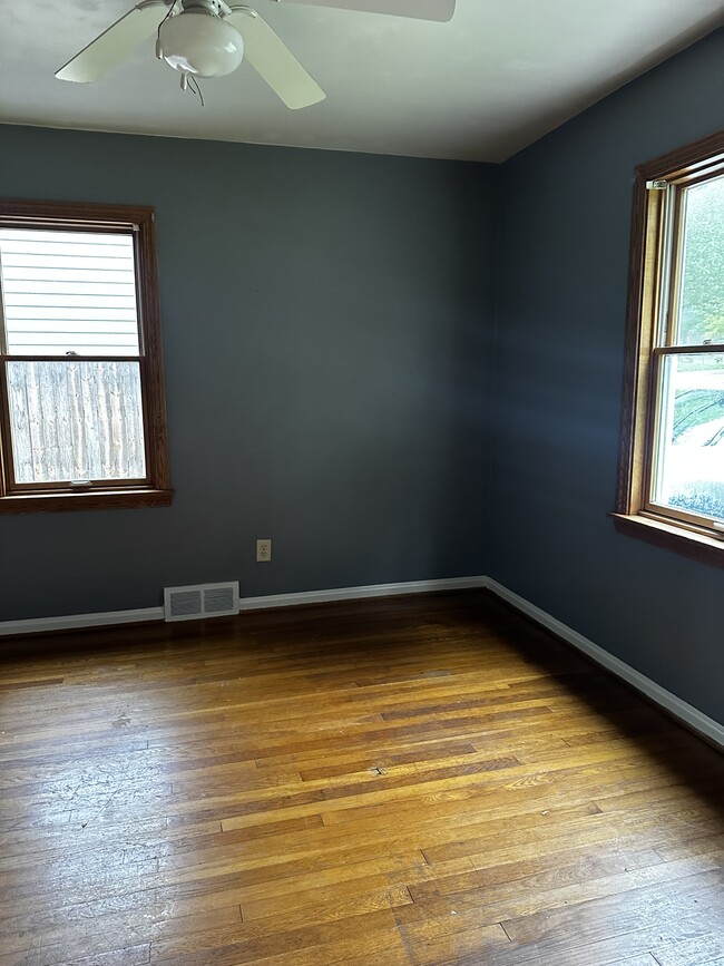 Building Photo - 3662 Monaca Ave