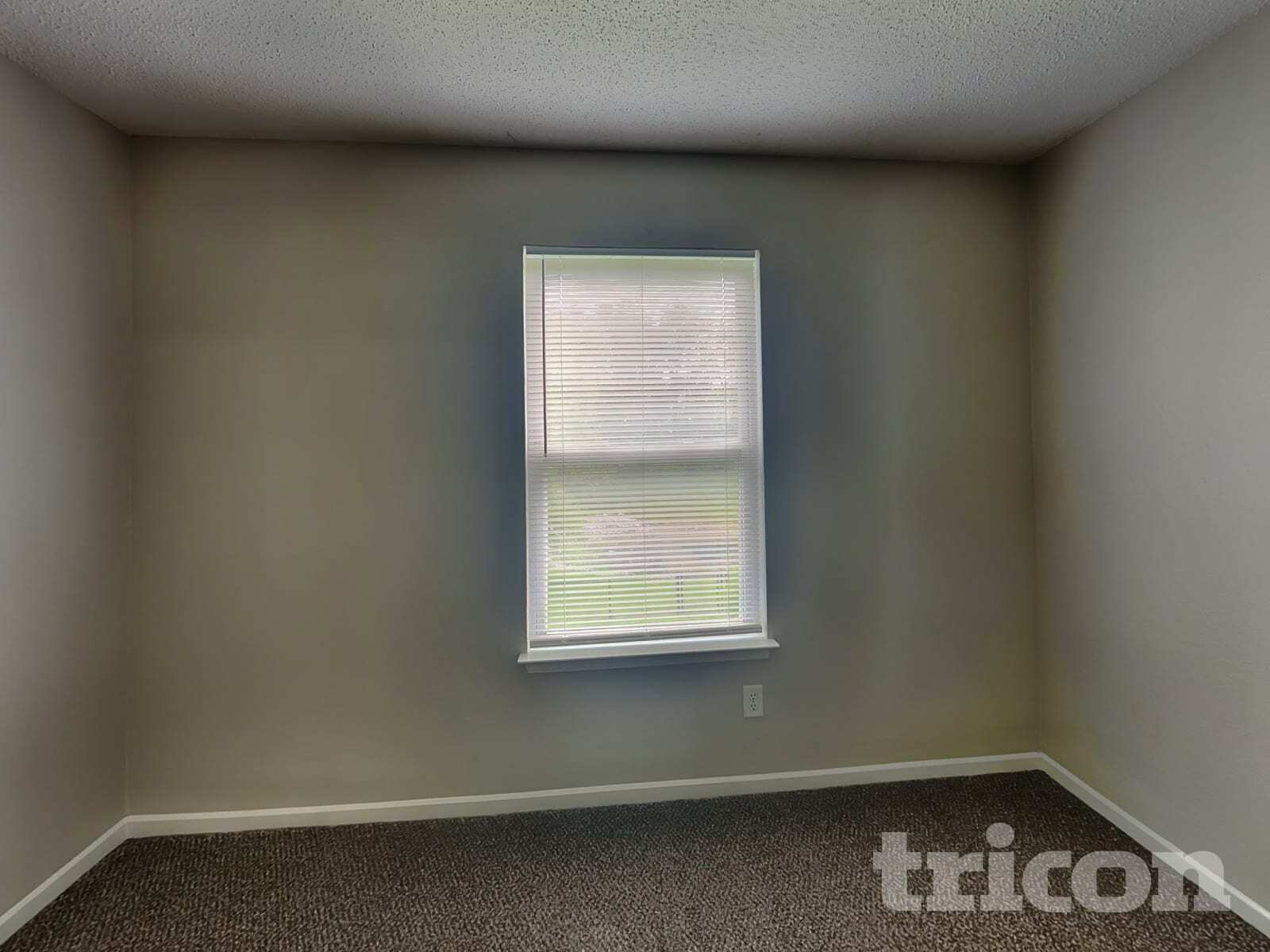 Building Photo - 2729 Redland Ln