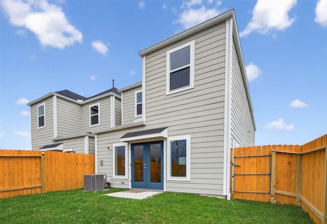 Building Photo - 9111 Highland Northern Wy