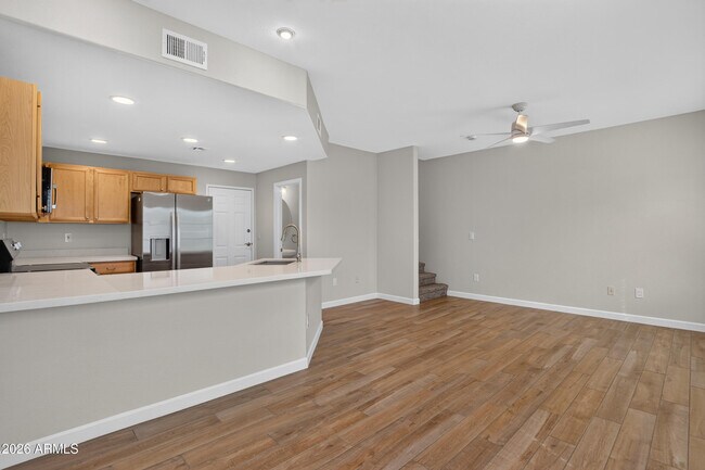 Building Photo - 3150 E Beardsley Rd