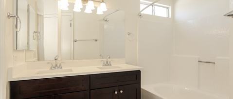 Building Photo - 7631 W Cinnabar Ave