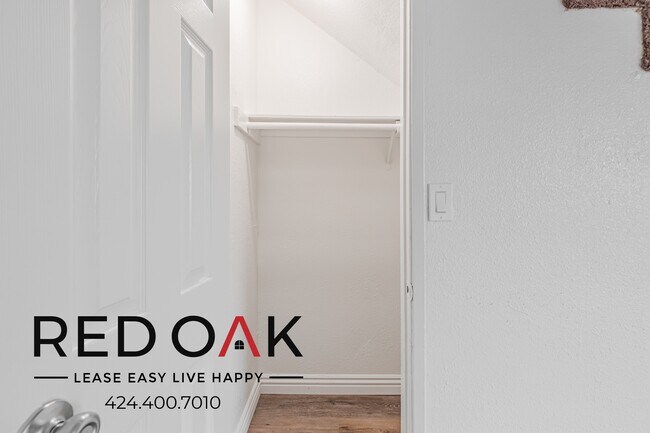 Building Photo - 1930 S Del Mar Ave