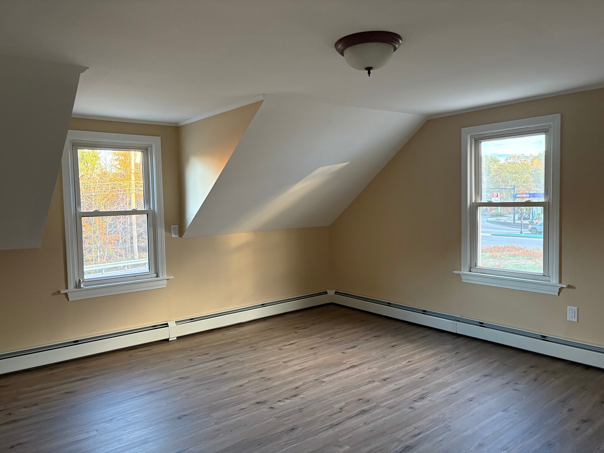 Building Photo - 261 Shaker Rd