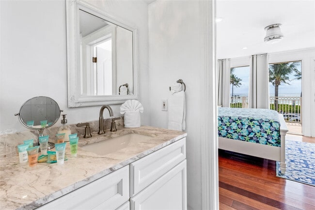 Building Photo - 1799 N Fort Lauderdale Beach Blvd