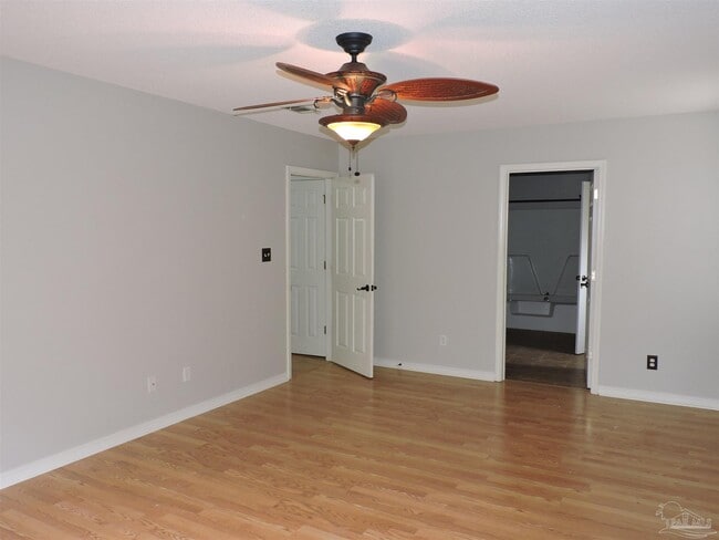 Building Photo - 5097 Chinook Ave
