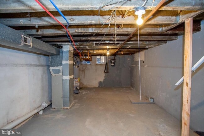 Building Photo - 2465 N Garnet St