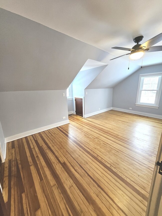 Building Photo - 16637 W Brockman Ave