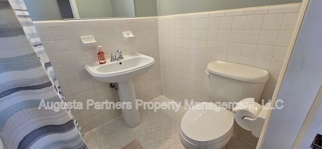 Building Photo - 289 Ashbrook Dr