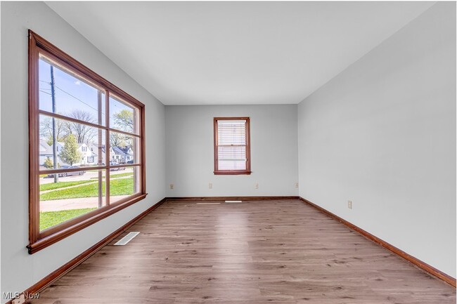 Building Photo - 5607 Allanwood Dr