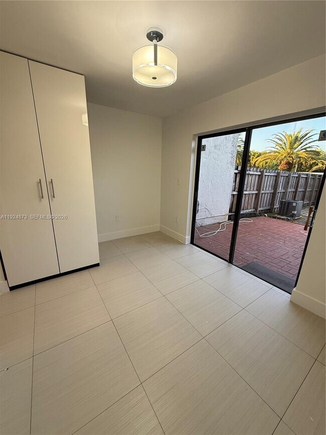 Building Photo - 13215 SW 57th Terrace