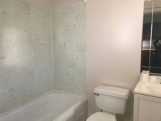 Building Photo - Cute 2 bedroom in Centralia