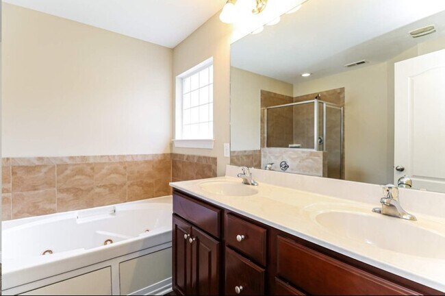 Building Photo - 13101 Windy Lea Ln