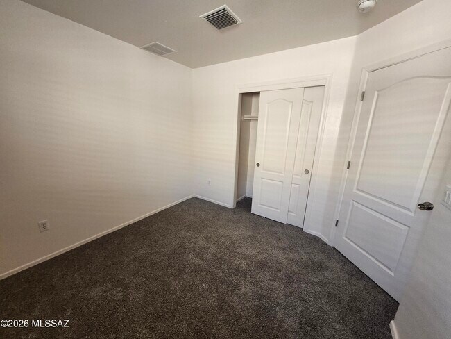 Building Photo - 4123 E Coolbrooke Dr