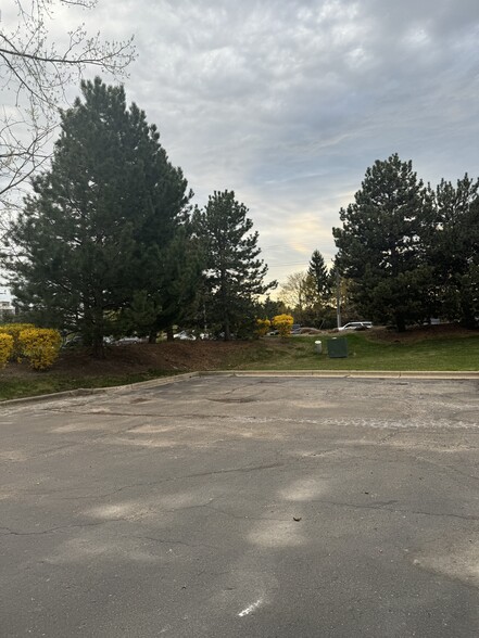Primary Photo - 15284 Yale Dr