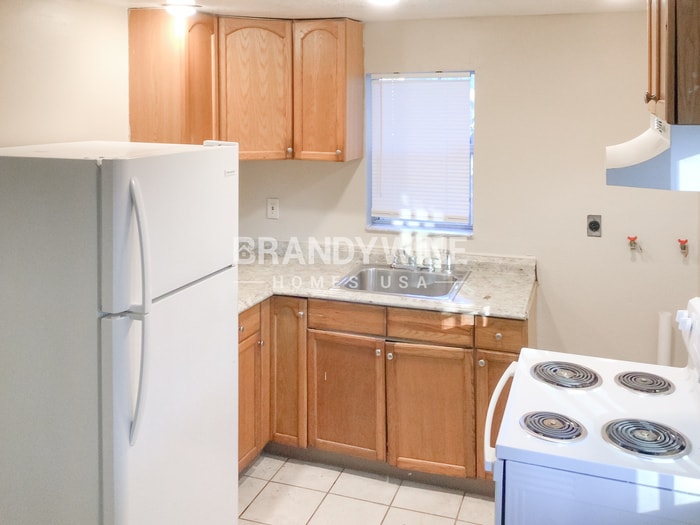 Building Photo - 9313 N 20th St