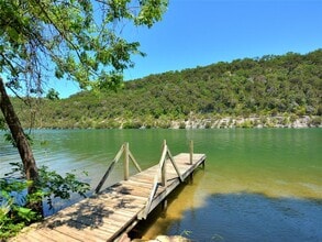 Building Photo - 302 Lago Verde Rd