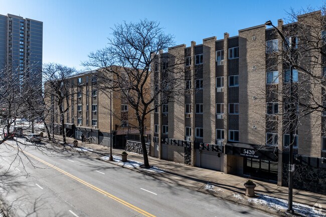 Alternate - Sheridan Balmoral Apartments