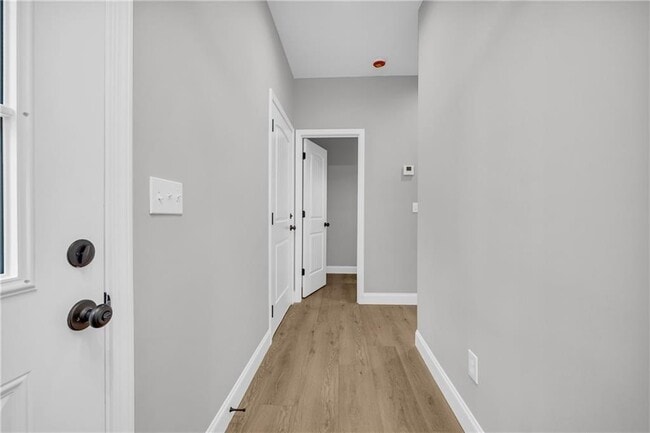 Building Photo - 155 Carey St