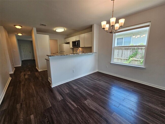 Building Photo - 16721 Hamilton Point Cir