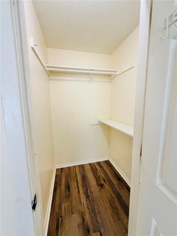 Building Photo - 1496 Kilmuir Way