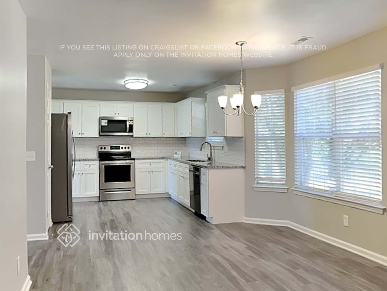 Building Photo - 474 Carlisle Dr