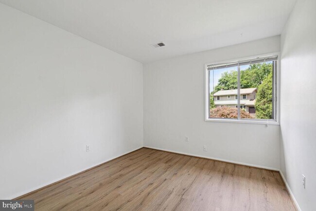Building Photo - 11512 Alcinda Ln