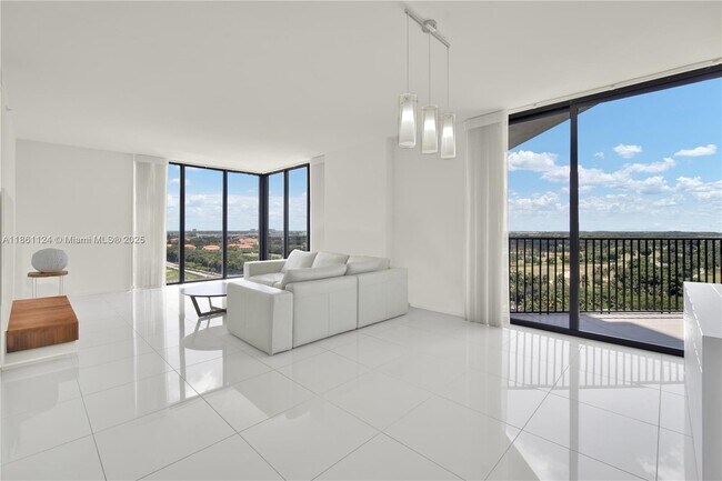 Building Photo - 5300 Paseo Blvd