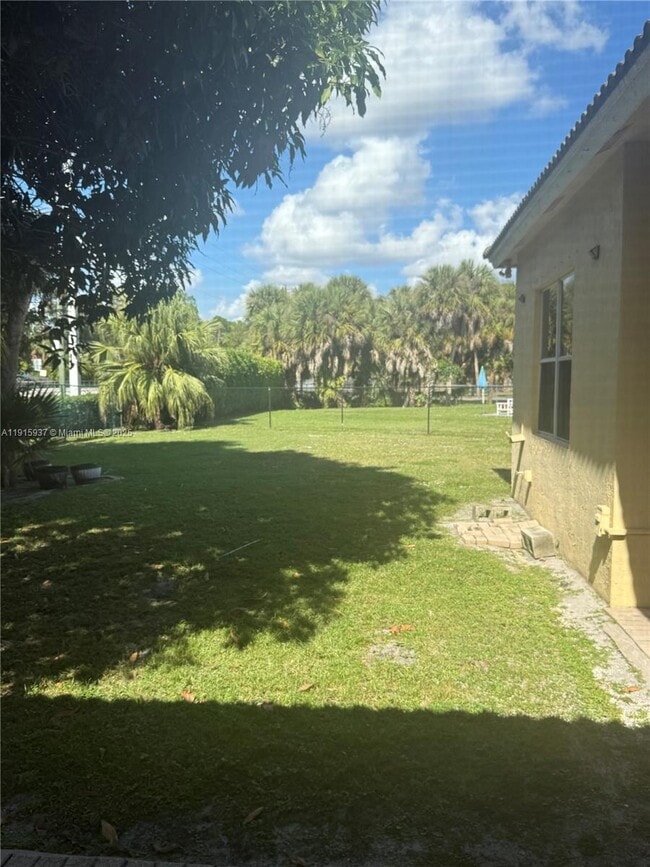 Building Photo - 8721 Woodberry Ct