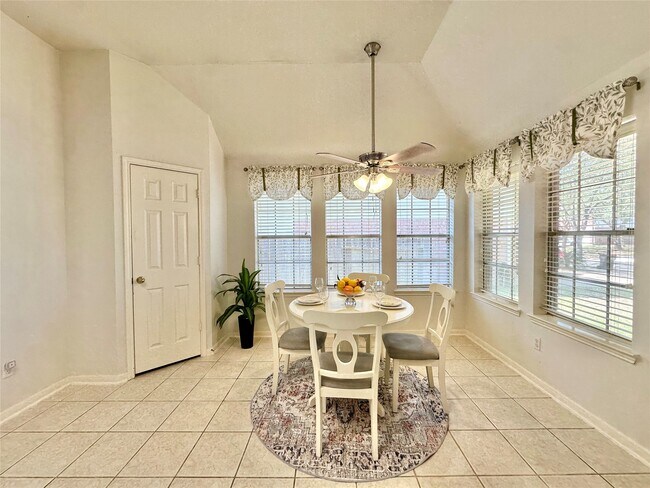 Building Photo - 5822 Carta Valley Ln