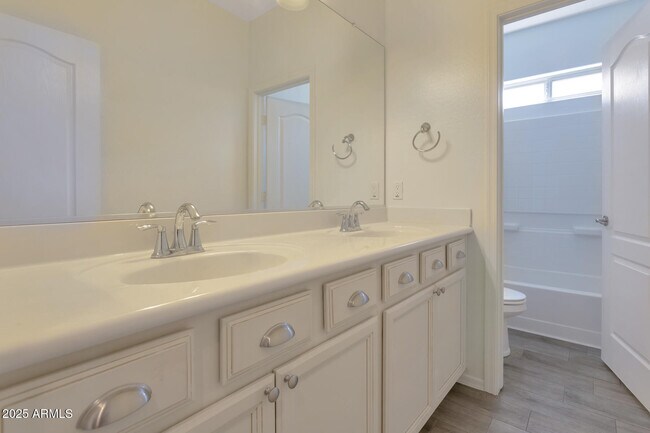 Building Photo - 18021 W Tasha Dr