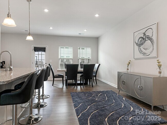 Building Photo - 1409 May Apple Dr