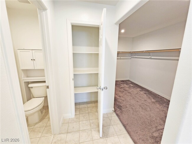 Building Photo - 3821 E Weld Ave