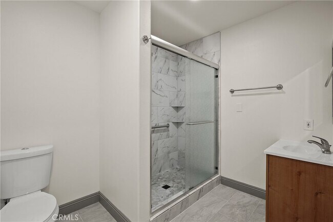 Building Photo - 14335 Hamlin St