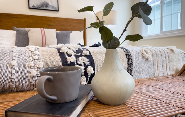 Building Photo - 422 Smithwood Dr