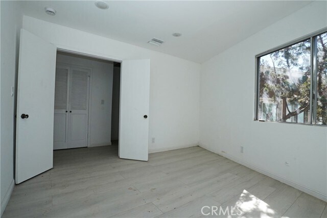 Building Photo - 33716 Hubbard Rd