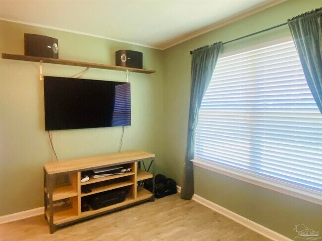Building Photo - 5838 Blackhorse Cir