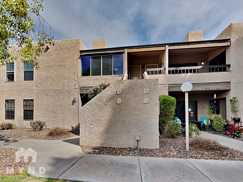 Building Photo - 5998 N 78th St