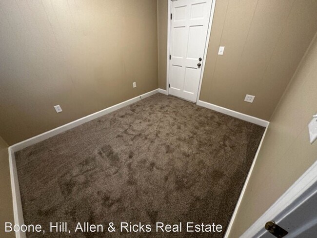 Building Photo - 3 br, 2 bath House - 6115 Stagecoach Road
