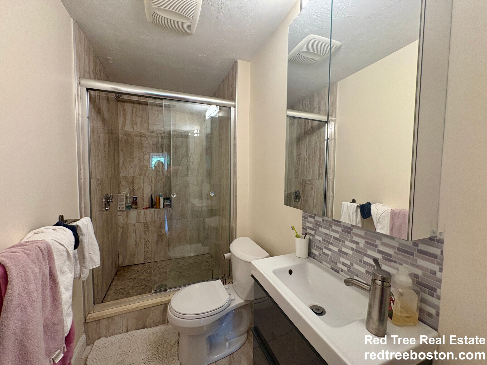 Building Photo - 1616 Beacon St